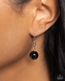 CACHE Me Out - Black - Paparazzi Accessories