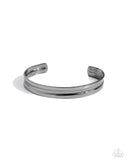 Treaded Tundra - Black - Paparazzi Accessories