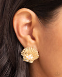 Oyster Opulence - Gold - Paparazzi Accessories