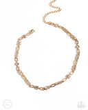 Pronged Pageantry - Gold - Paparazzi Accessories