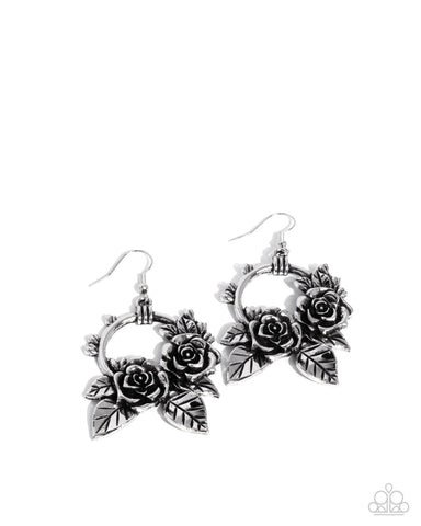 Wanderlust Wreath - Silver - Paparazzi Accessories