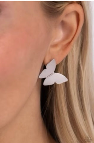 Butterfly Beholder - Silver - Paparazzi Accessories