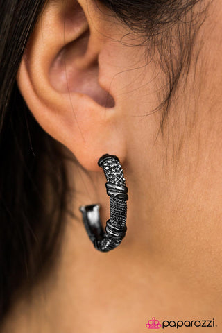 Metal Mashup - Gunmetal - Paparazzi Accessories