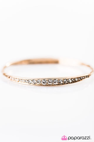 Rub Some GLITTER On It - Gold - Paparazzi Accessories