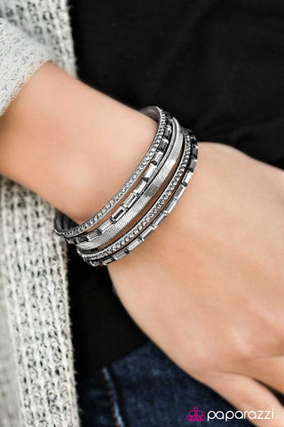 Hit the Lights - Silver - Paparazzi Accessories