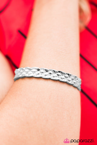 Spirit Animal - Silver - Paparazzi Accessories