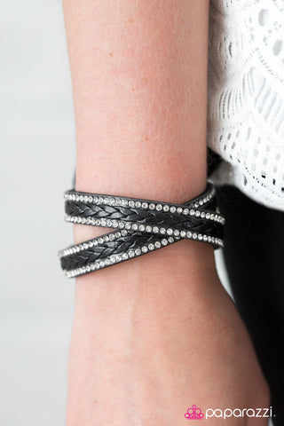 SLAY The Field - Black - Paparazzi Accessories