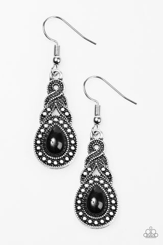 Looking Suave - Black - Paparazzi Accessories
