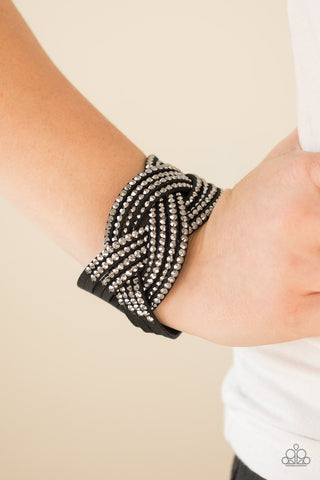 Top Class Chic - Black - Paparazzi Accessories