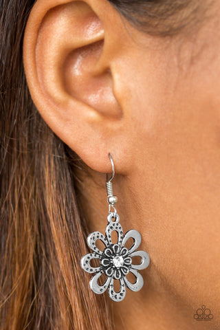 Fashion Floret - White - Paparazzi Accessories