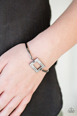 Main Street Metro - Black - Paparazzi Accessories