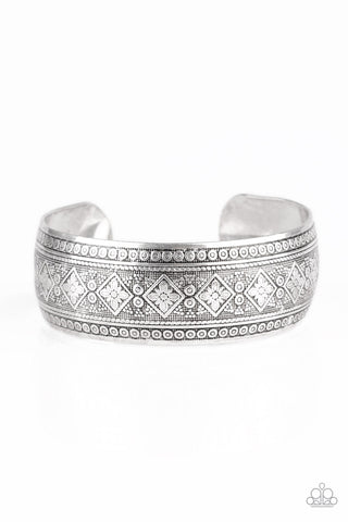 Gorgeously Gypsy - Silver - Paparazzi Accessories