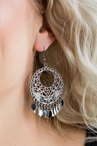 Far Off Horizons - Black - Paparazzi Accessories