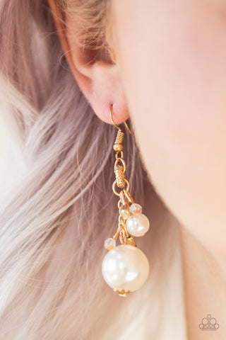 Timelessly Traditional - Gold - Paparazzi Accessories