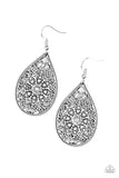 Dinner Party Posh - White - Paparazzi Accessories