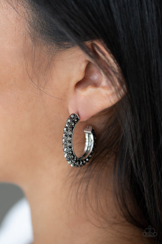 Dont Mind The STARDUST - Silver - Paparazzi Accessories