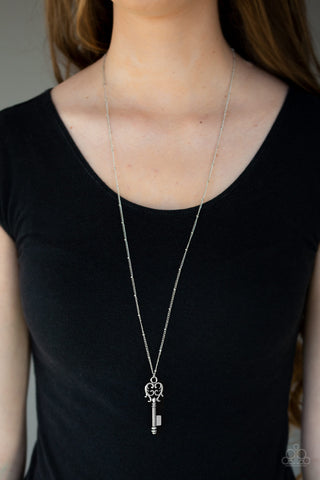 The Magic Key - Silver - Paparazzi Accessories