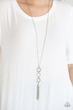 Diva In Diamonds - Silver - Paparazzi Accessories