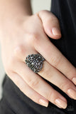 Grenada Gardens - Black - Paparazzi Accessories