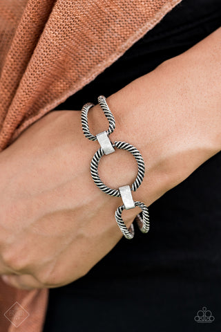 Desert Cat - Silver - Paparazzi Accessories