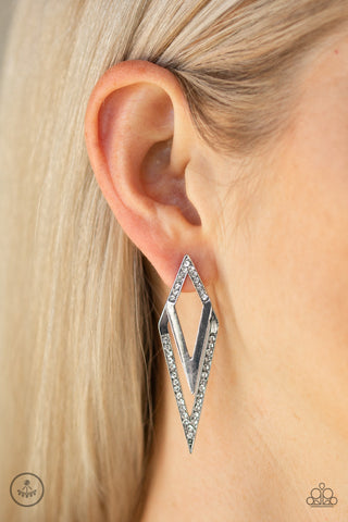 Point-BANK - White - Paparazzi Accessories
