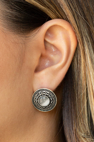 Fine Flora - White - Paparazzi Accessories