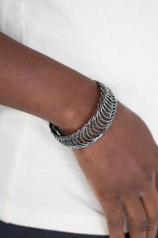Dizzyingly Demure - Black - Paparazzi Accessories