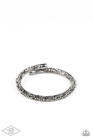 Stageworthy Sparkle - Black - Paparazzi Accessories