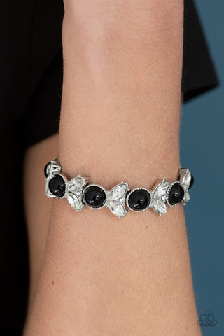 Opulent Oasis - Black - Paparazzi Accessories