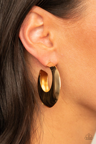 Chic CRESCENTO - Gold - Paparazzi Accessories
