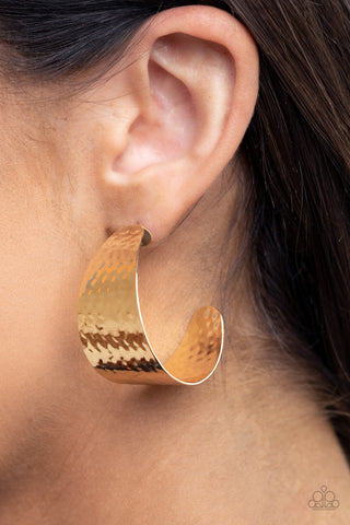 Flatten The Curve - Gold - Paparazzi Accessories