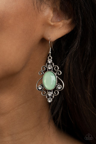 Tour de Fairytale - Green - Paparazzi Accessories