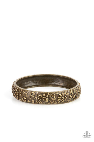 Victorian Meadow - Brass - Paparazzi Accessories