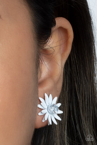 Sunshiny DAIS-y - White - Paparazzi Accessories