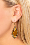 Deco Dazzle - Brass - Paparazzi Accessories
