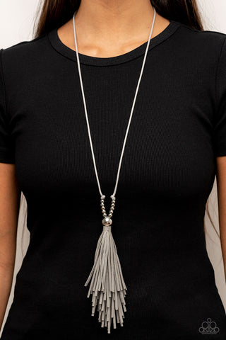 A Clean Sweep - Silver - Paparazzi Accessories