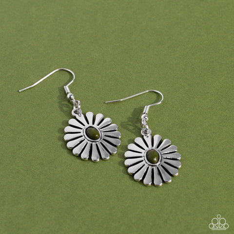 Delectably Daisy - Green - Paparazzi Accessories
