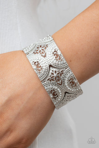 Wheeling and Dealing - White - Paparazzi Accessories