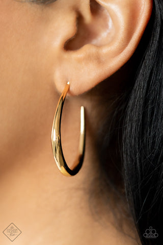CURVE Your Appetite - Gold - Paparazzi Accessories