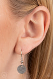 Slimmer Glimmer - Silver - Paparazzi Accessories