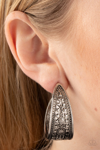 Marketplace Mixer - Silver - Paparazzi Accessories