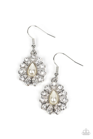 Extroverted Elegance - White - Paparazzi Accessories