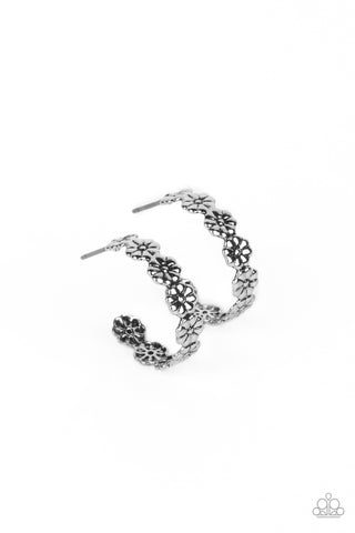 Floral Fad - Silver - Paparazzi Accessories