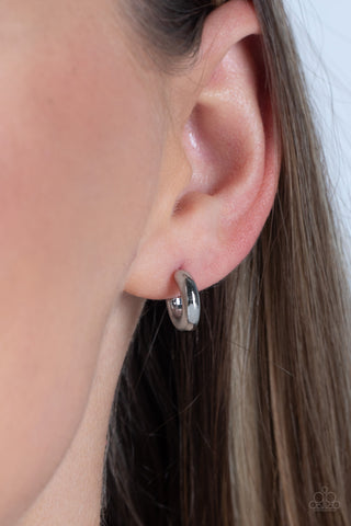 Catwalk Curls - Silver - Paparazzi Accessories