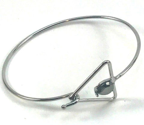 Gorgeously Giza - Silver - Paparazzi Accessories