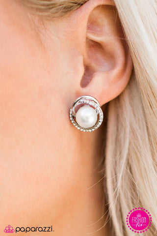 Pearl Eclipse - White - Paparazzi Accessories