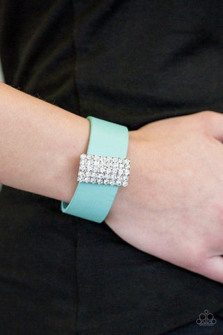 Walk the Catwalk - Green - Paparazzi Accessories