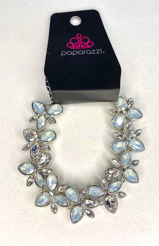 Ice Garden - White - Paparazzi Accessories